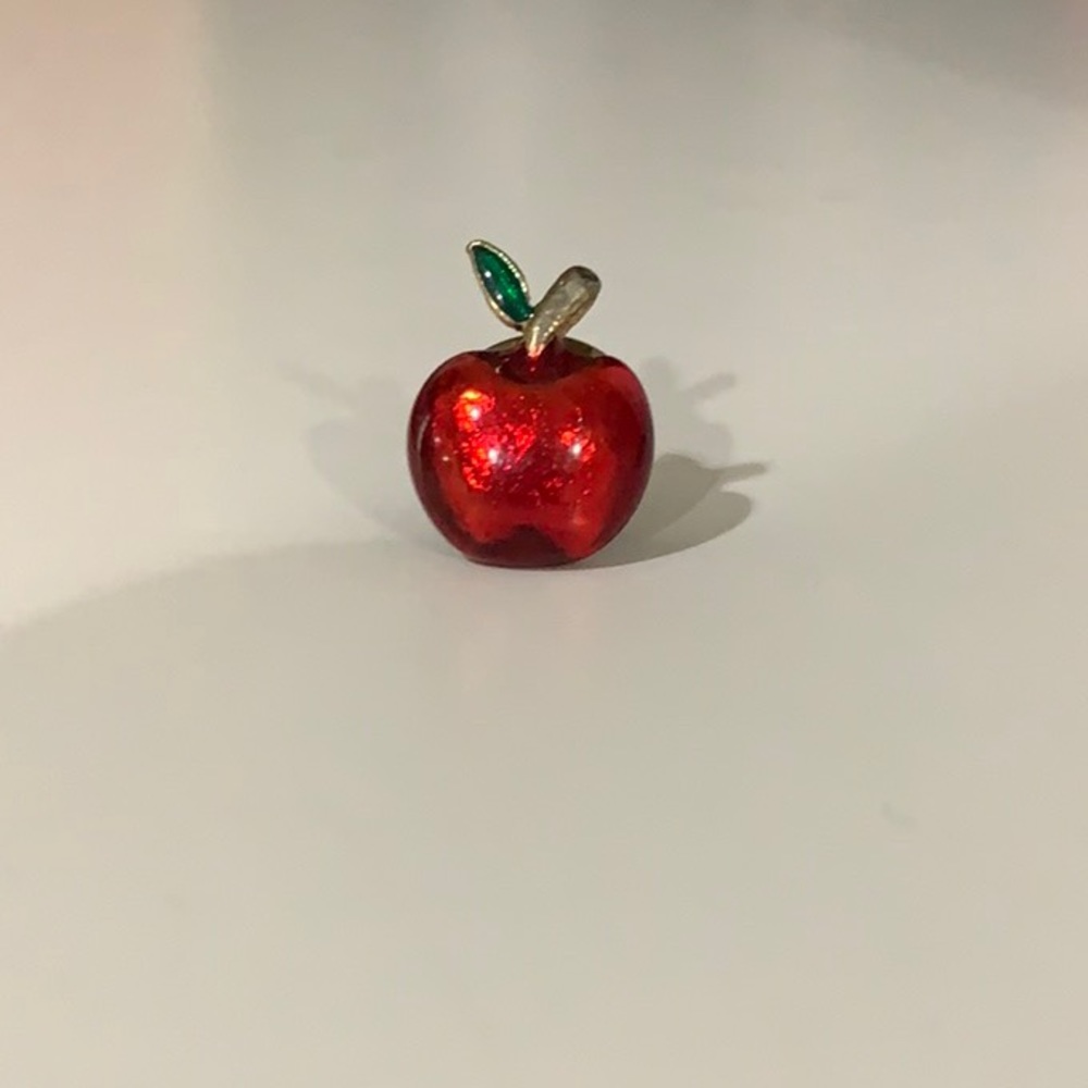 Apple pin